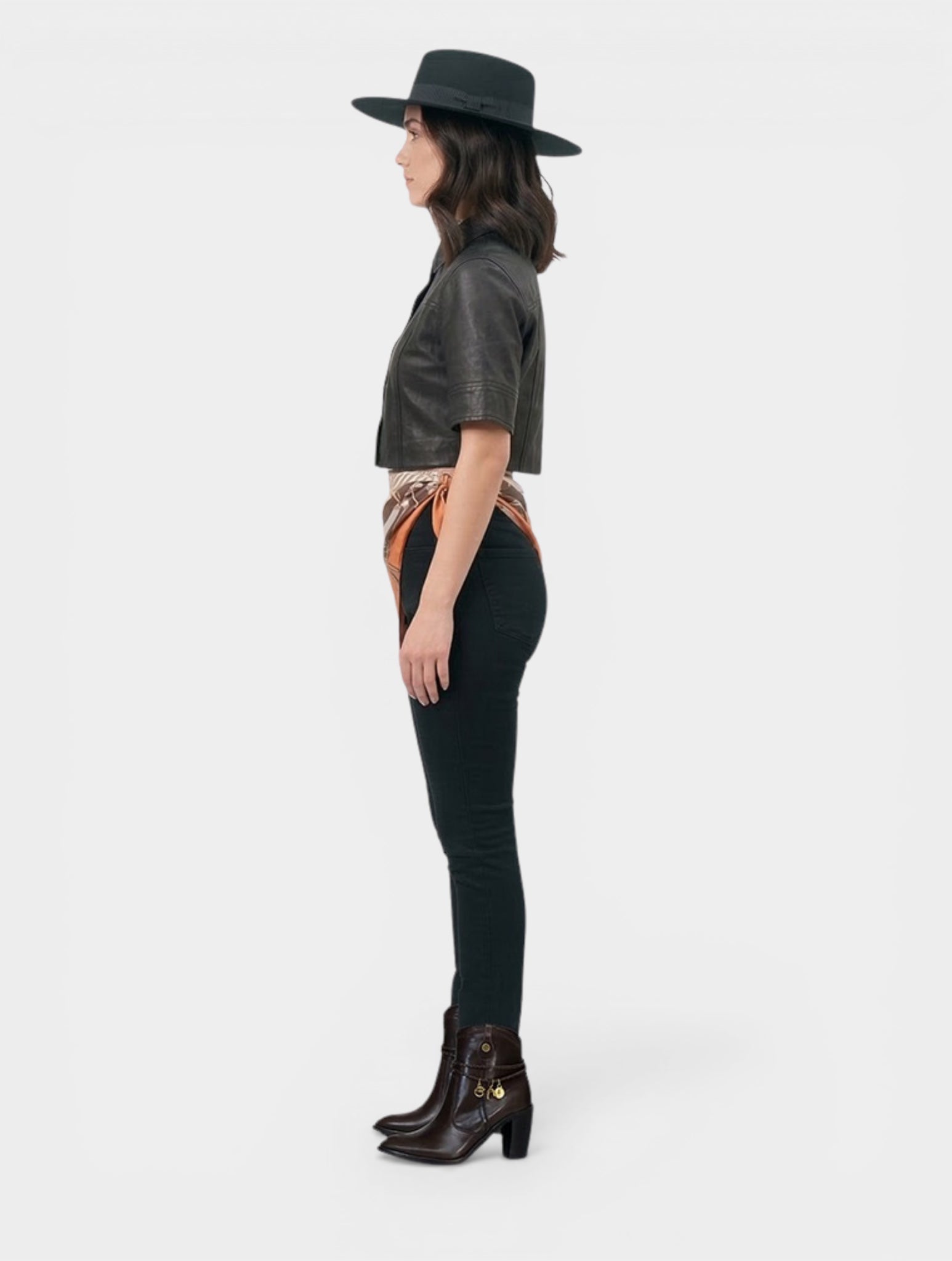 Cropped Couro Marcela